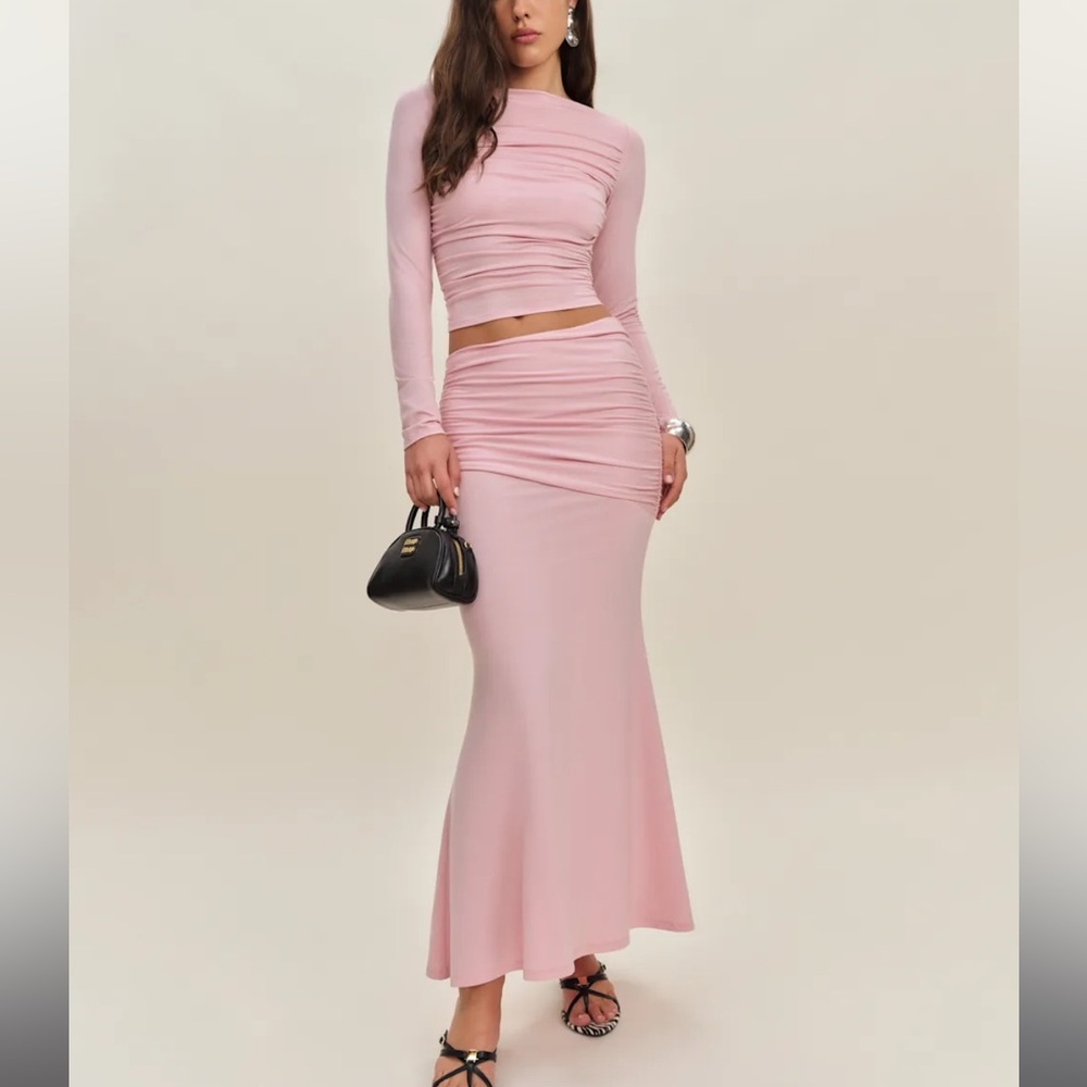 Elegant Pink Reformation Set